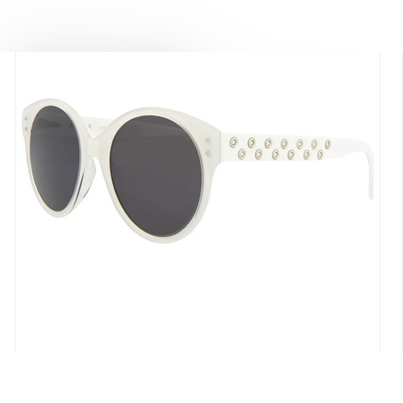 Alaia Accessories - ALAIA
Novelty Women's White Sunglasses